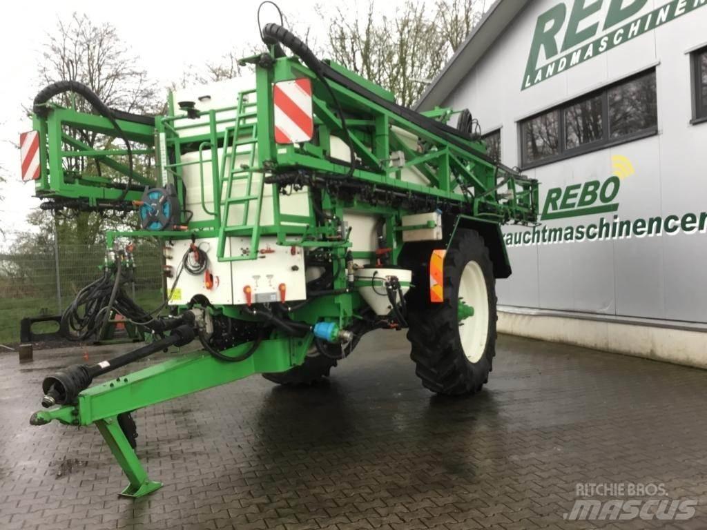 CHD F 7033 A Vlečne škropilnice
