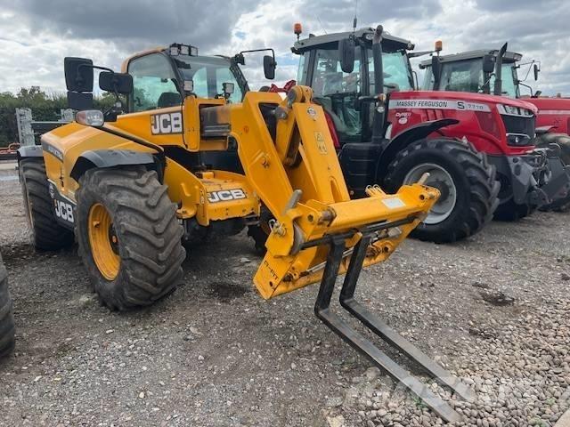 JCB 538-60 Kmetijski teleskopski nakladalci