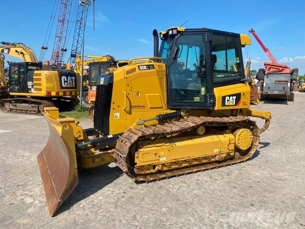CAT D5K2 XL Buldožerji goseničarji