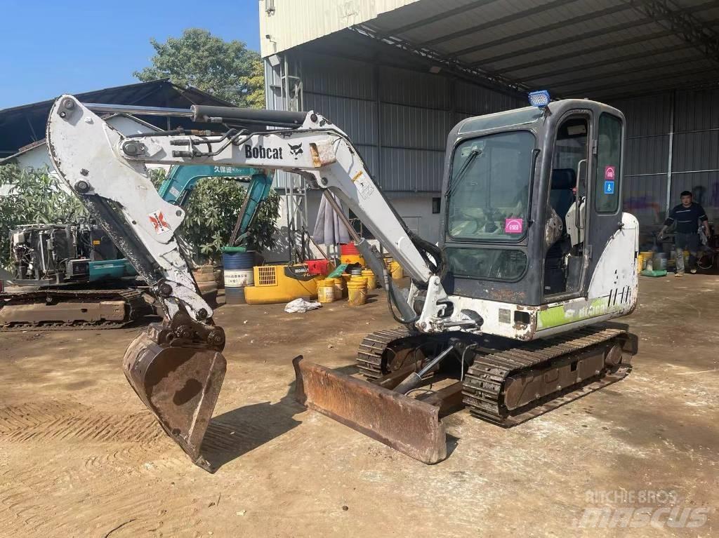 Bobcat 331 Bagri goseničarji