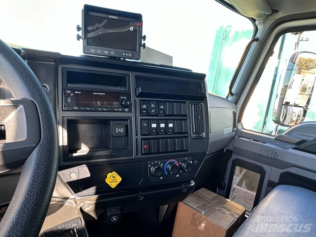Mack MD6 Komunalni tovornjaki