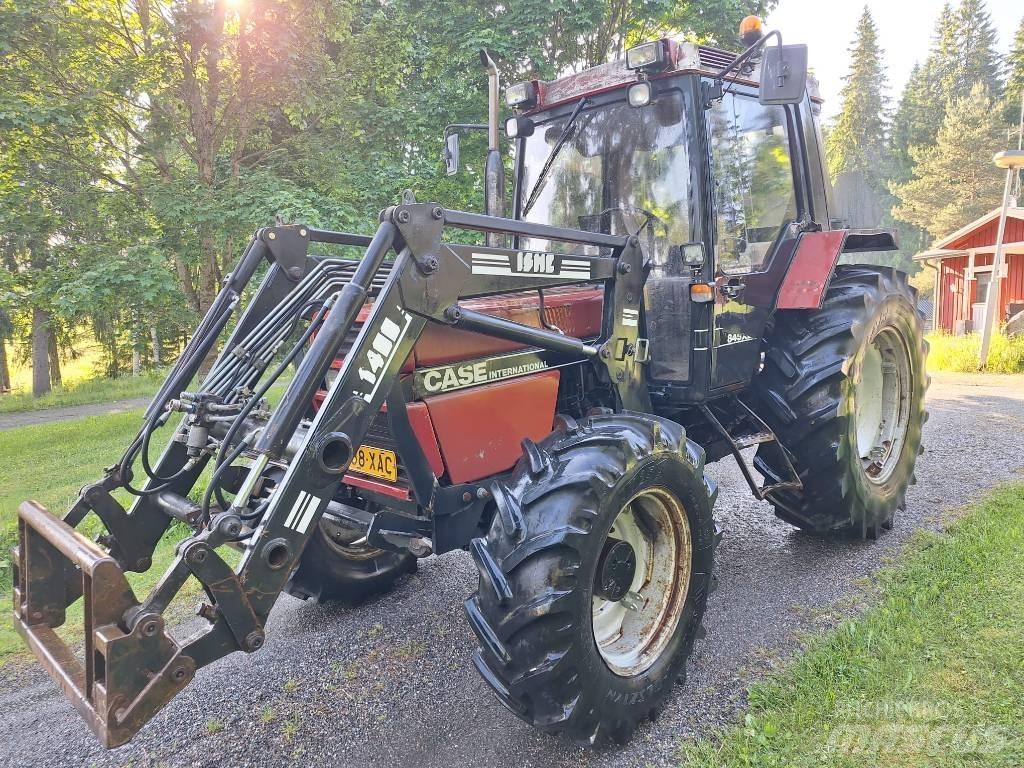Case IH 845 XL Traktorji
