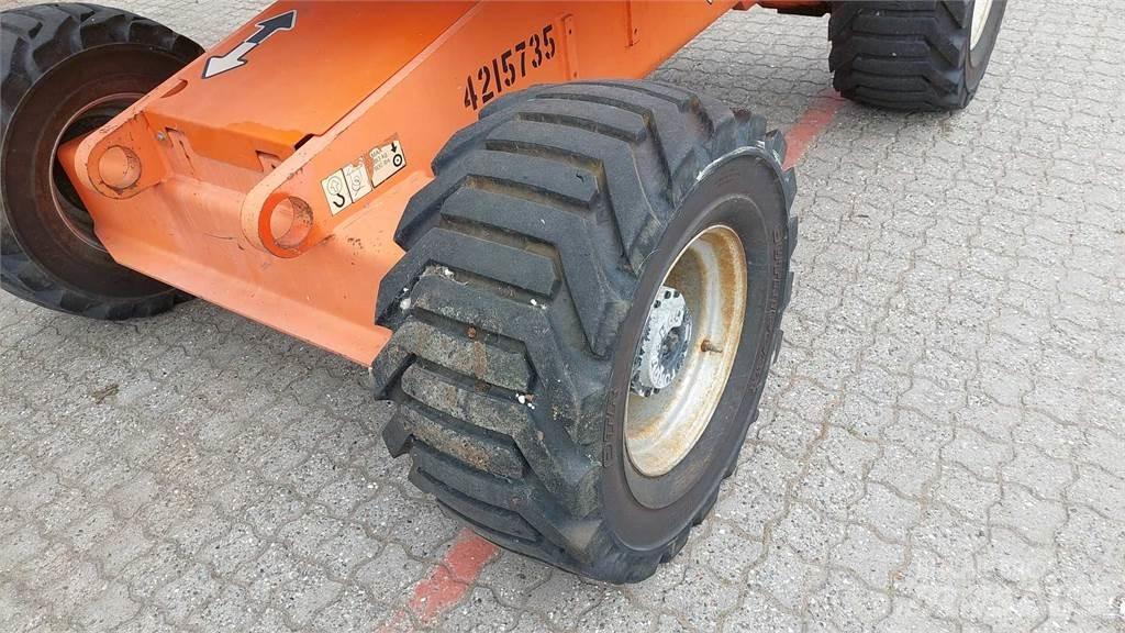 JLG 450AJ Zglobne dvižne ploščadi