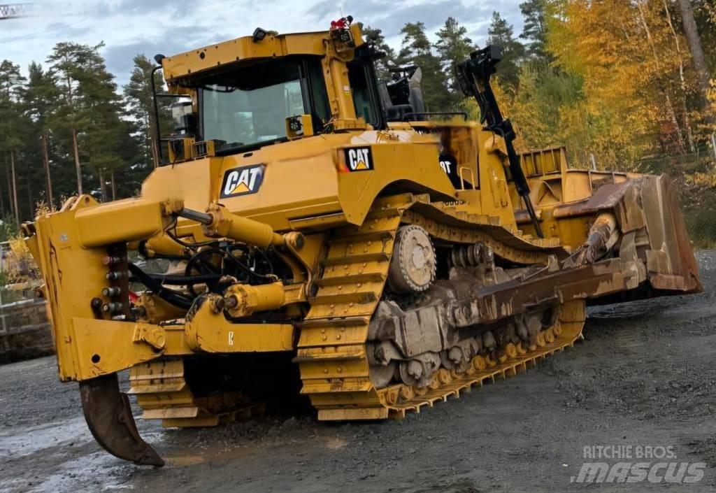 CAT D 8 T Buldožerji goseničarji