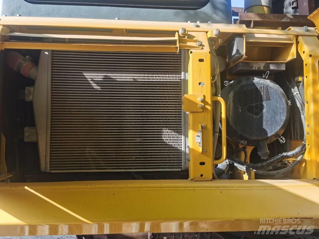Komatsu PC 460-8 Bagri goseničarji