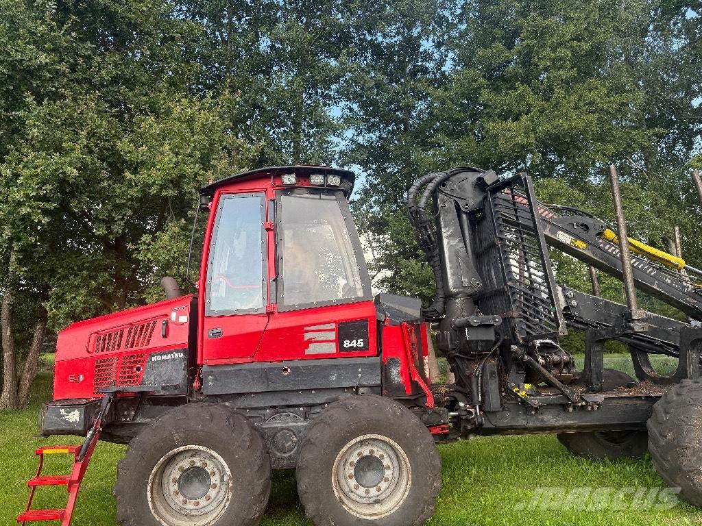 Komatsu 845 Forwarderji