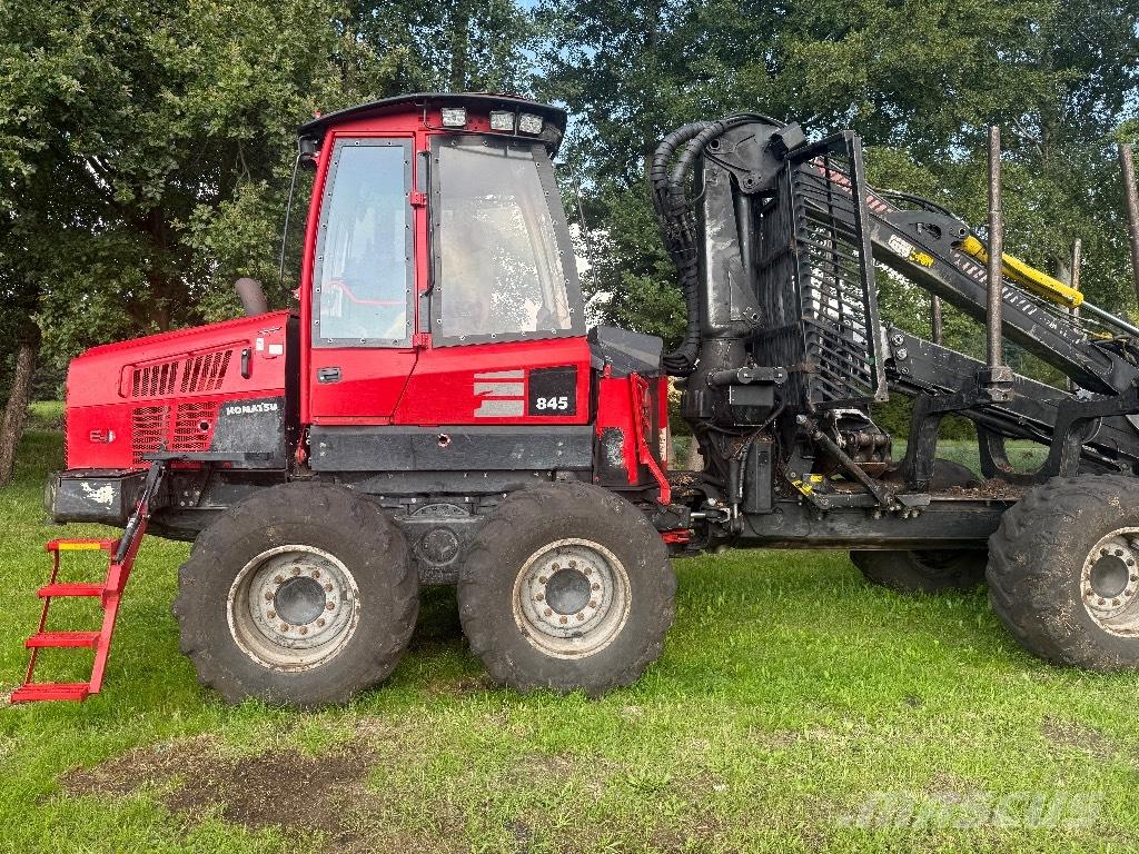 Komatsu 845 Forwarderji