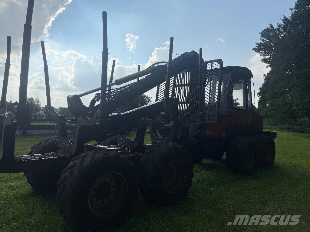 Komatsu 845 Forwarderji