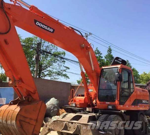 Doosan DH210W\ Bagri na kolesih