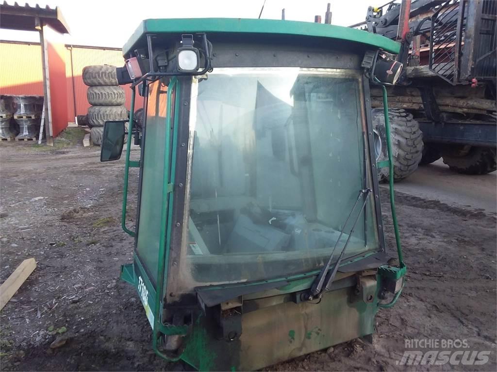Timberjack 1710d Kabine in notranjost