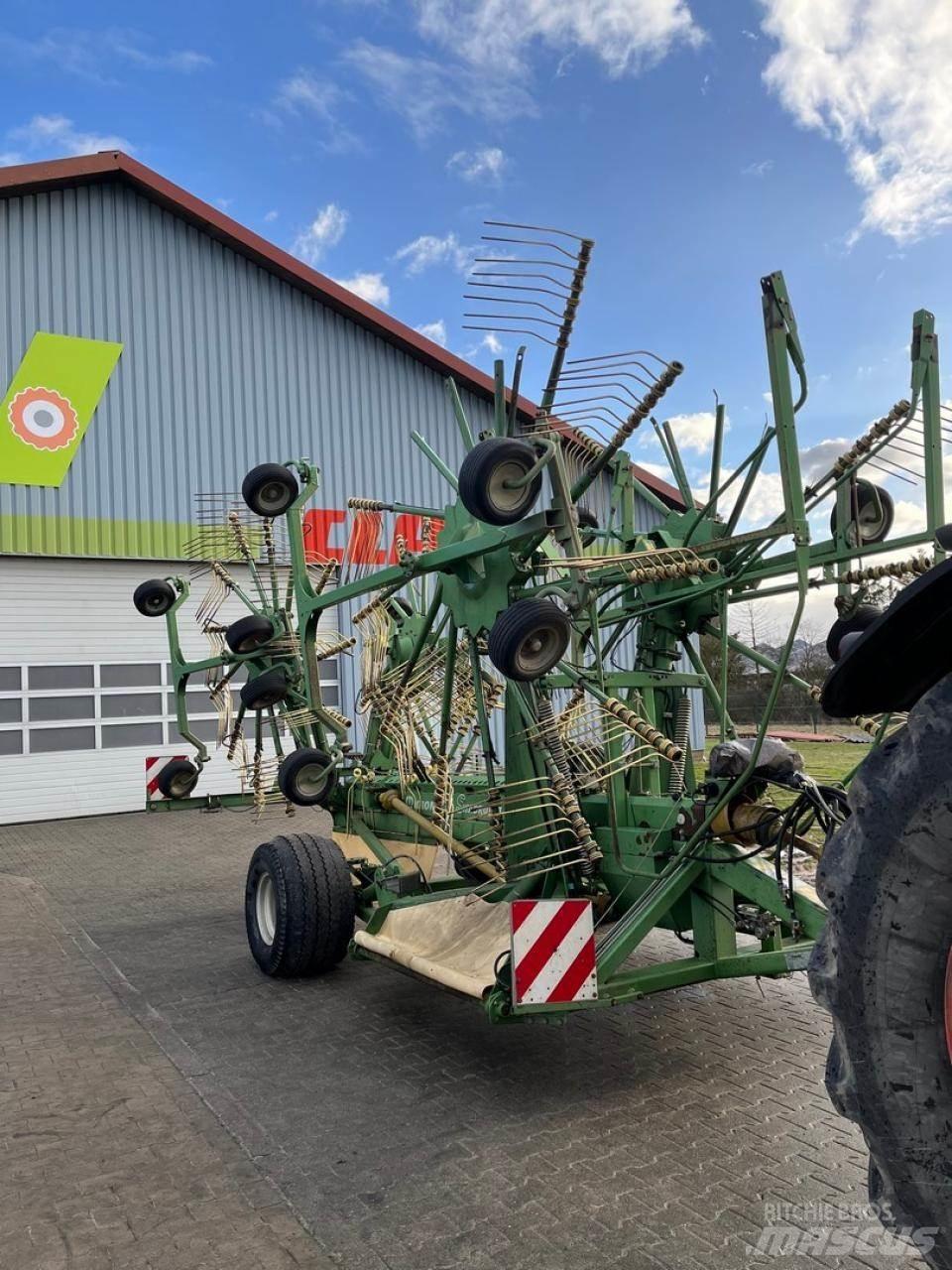 Krone Swadro 1250 Zgrabljalniki