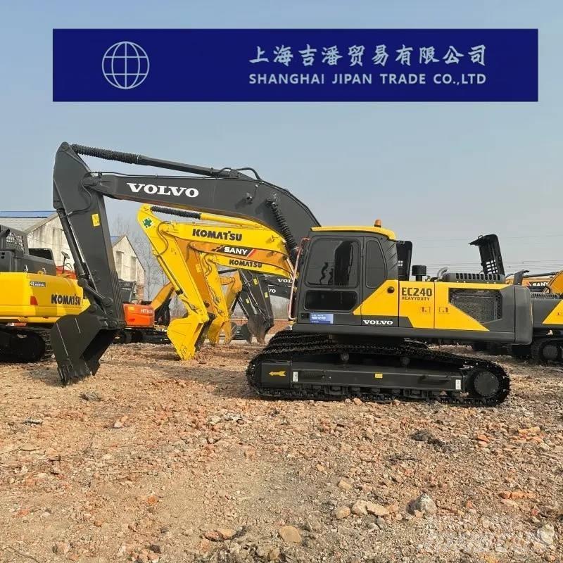 Volvo EC 240 Bagri goseničarji