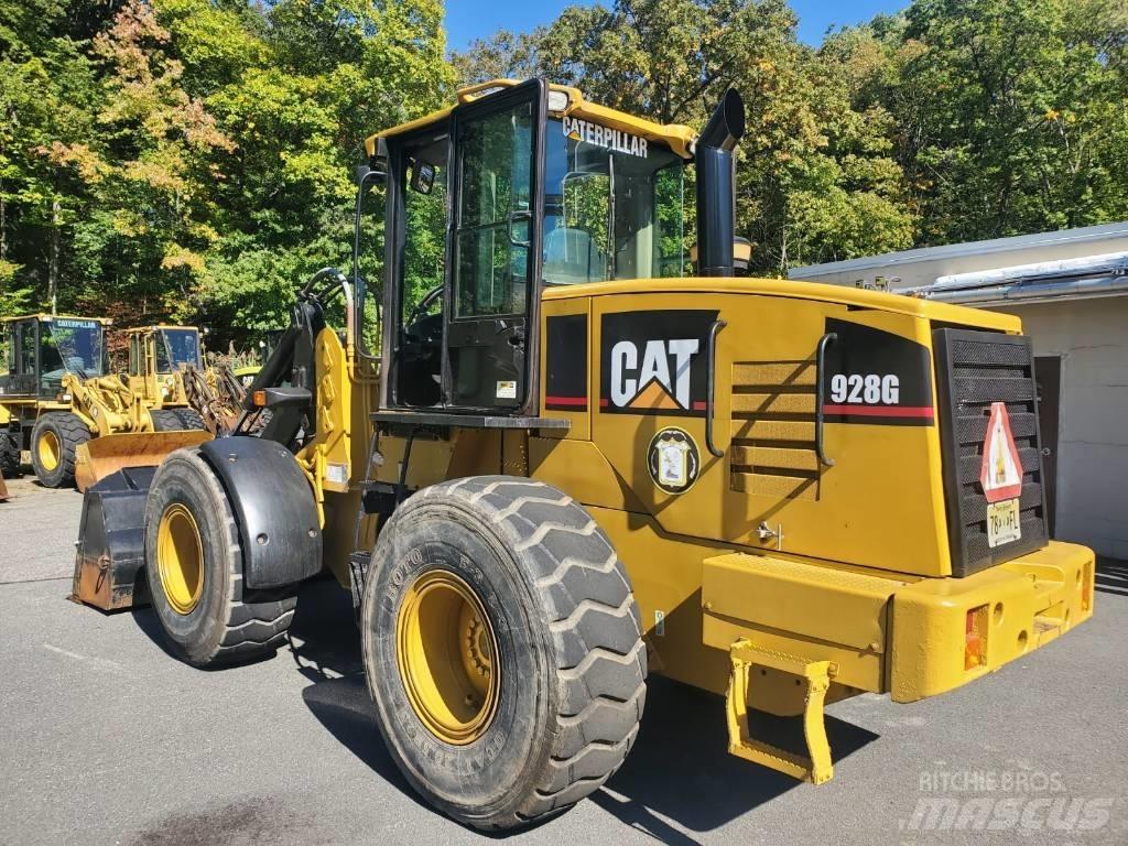CAT ICRT28G Kolesni nakladalci
