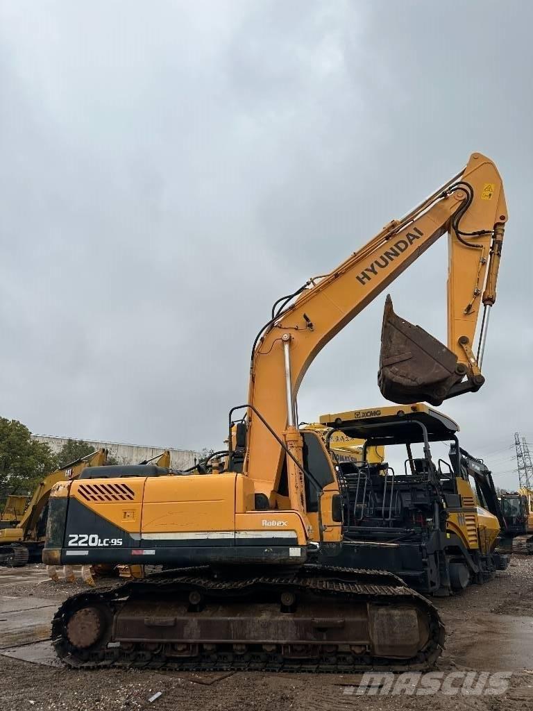 Hyundai 220LC-9S Bagri goseničarji