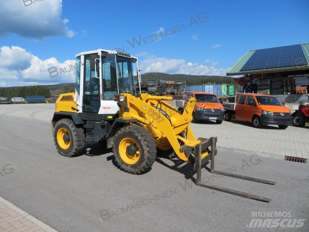 Liebherr L 507 Kolesni nakladalci
