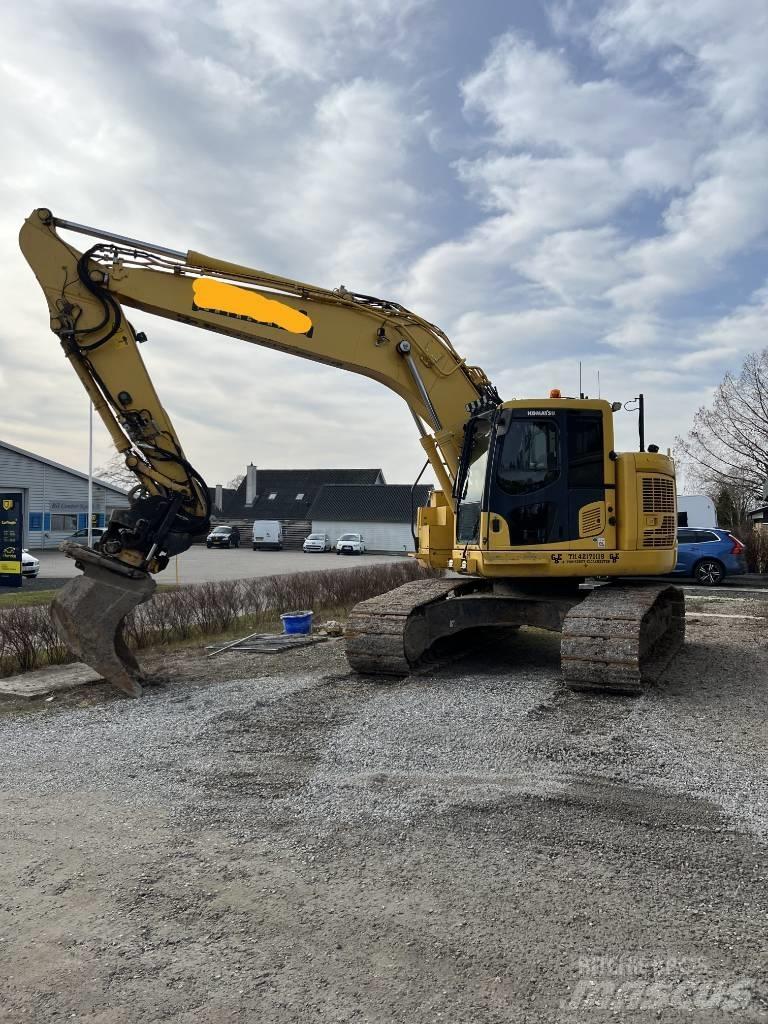 Komatsu PC 228 Bagri goseničarji