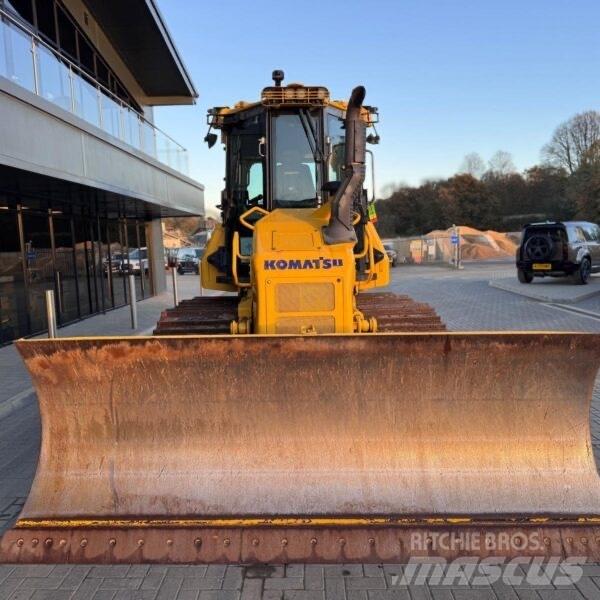 Komatsu D51PXI-24EO Buldožerji goseničarji
