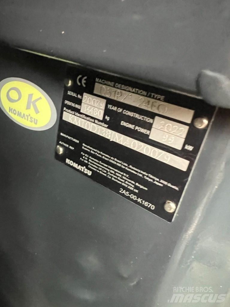 Komatsu D51PXI-24EO Buldožerji goseničarji