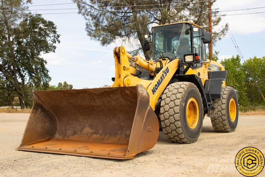 Komatsu WA 320-7 Kolesni nakladalci