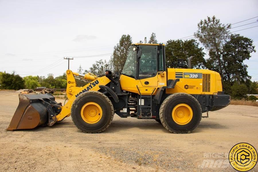 Komatsu WA 320-7 Kolesni nakladalci