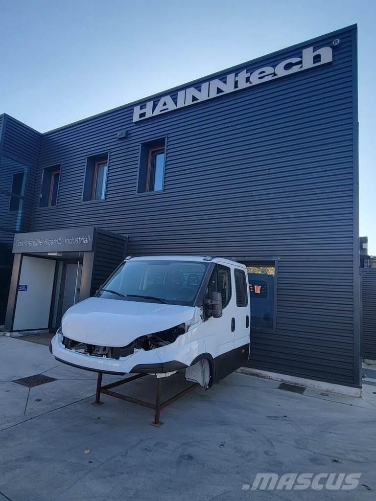 Iveco DAILY E6 Kabine in notranjost