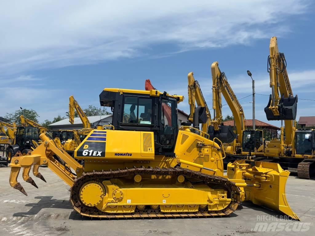 Komatsu D61EX-24E0 Buldožerji goseničarji