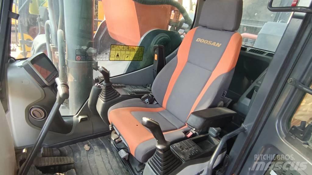 Doosan DX 530 LC-5 Bagri goseničarji