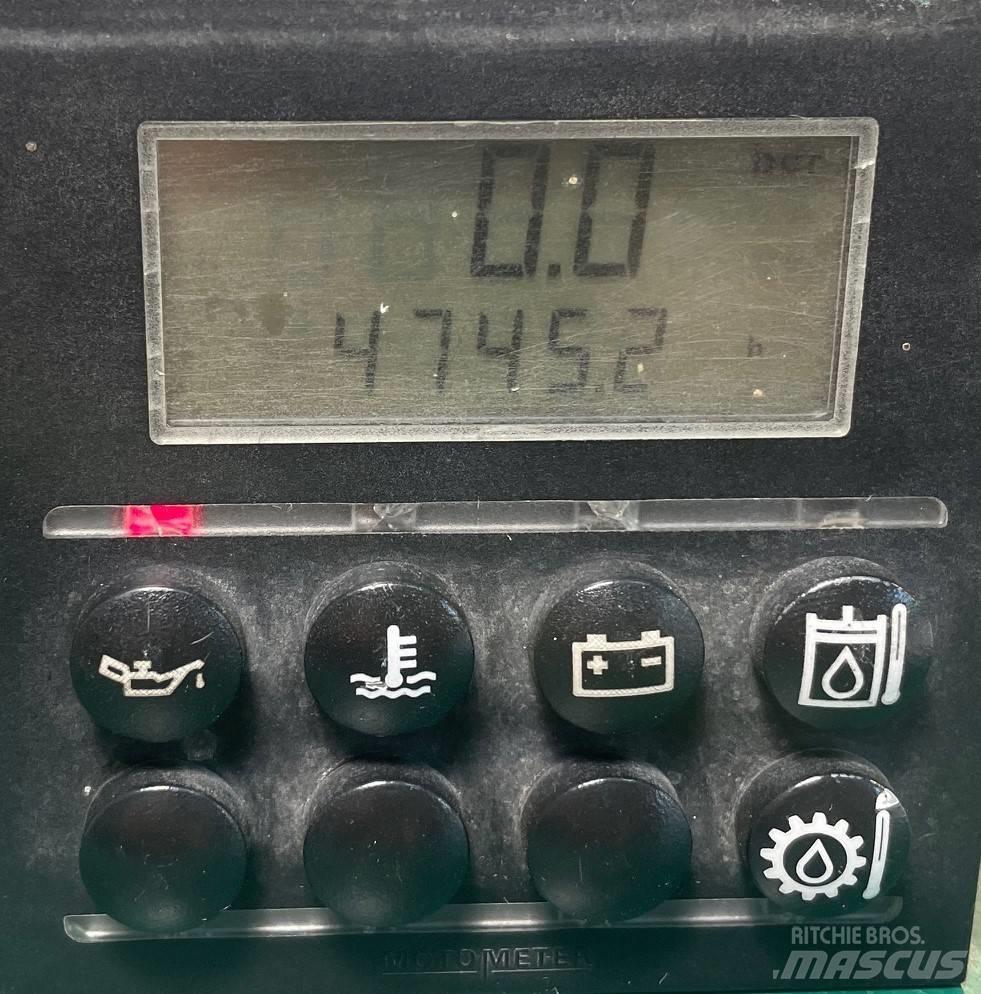 HSW 530E Kolesni nakladalci