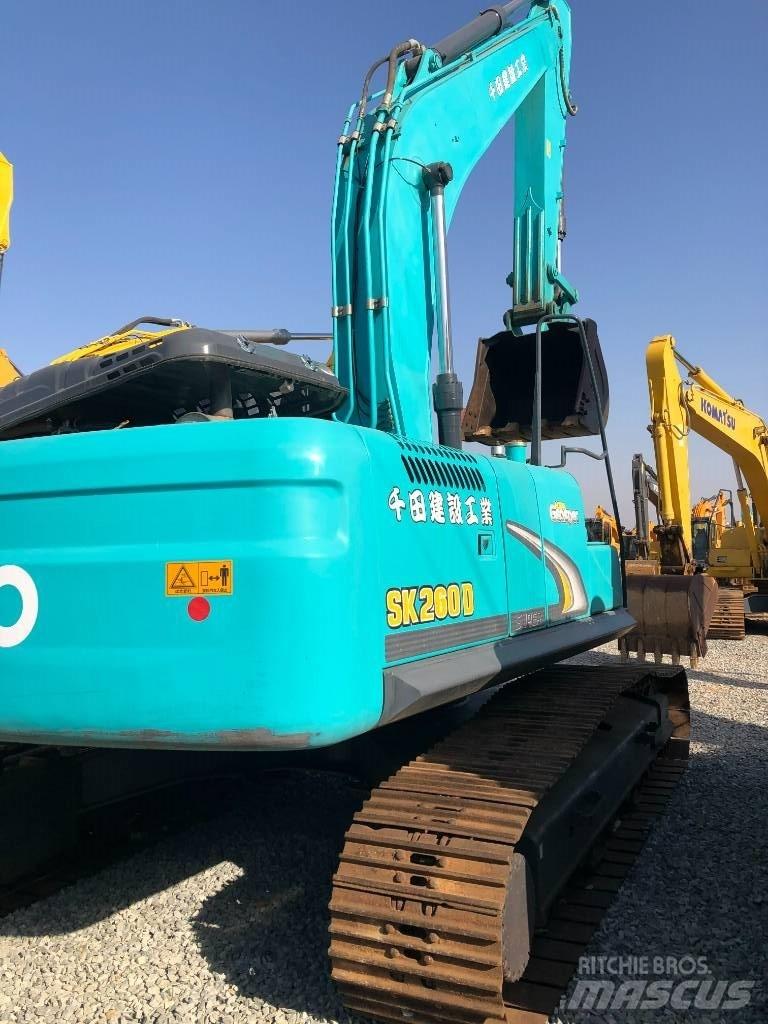 Kobelco 260 Bagri goseničarji