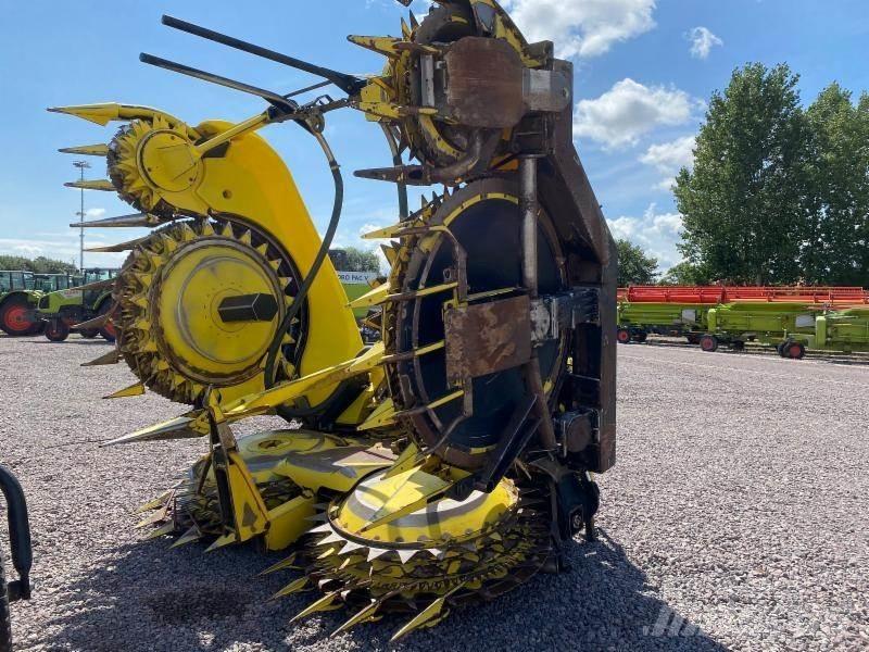 John Deere 8500i Stroji za krmo na lastni pogon