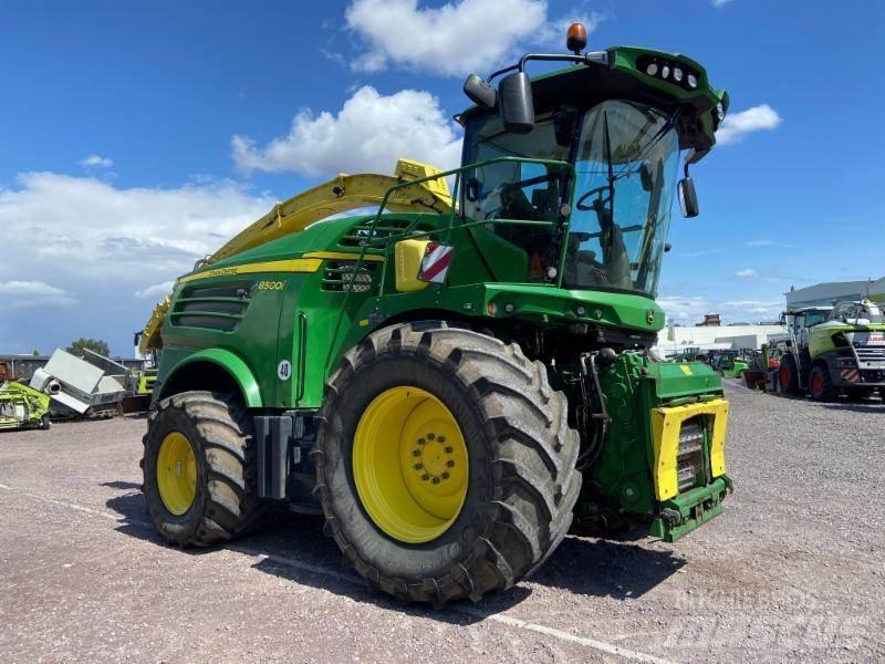 John Deere 8500i Stroji za krmo na lastni pogon