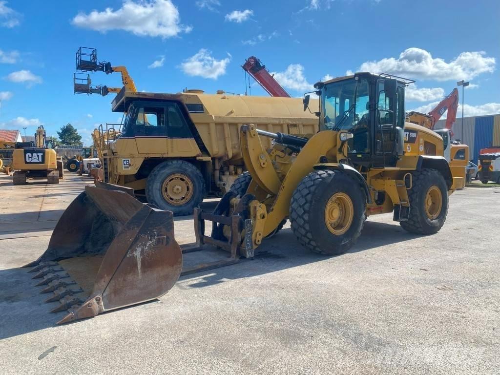 CAT 938M NVT Kolesni nakladalci