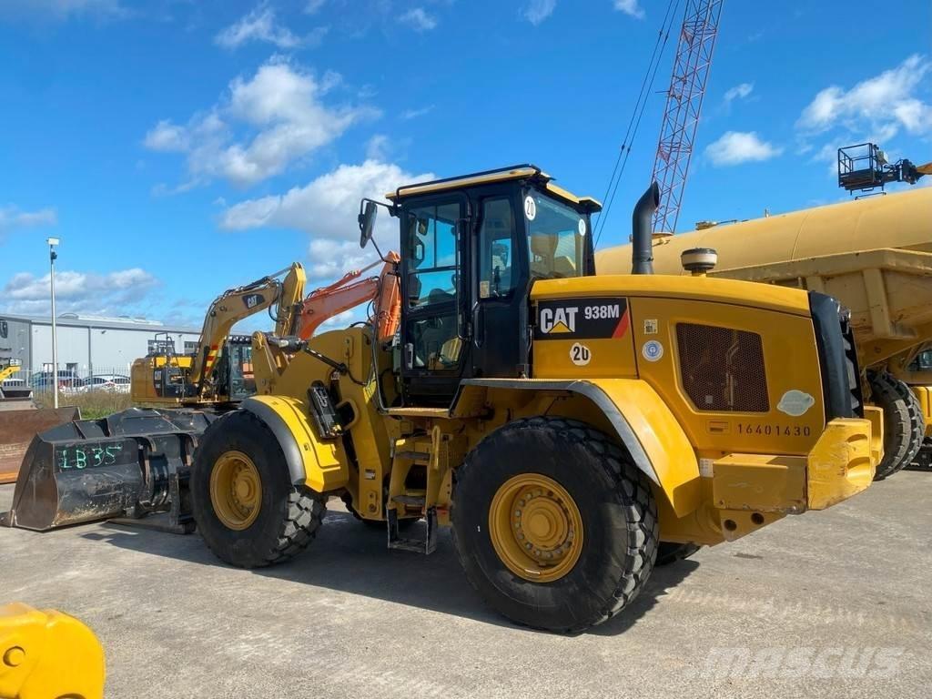 CAT 938M NVT Kolesni nakladalci