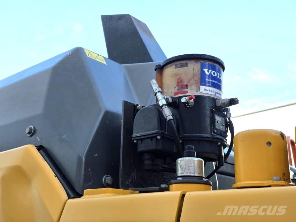 Volvo EC 140 EL Bagri goseničarji