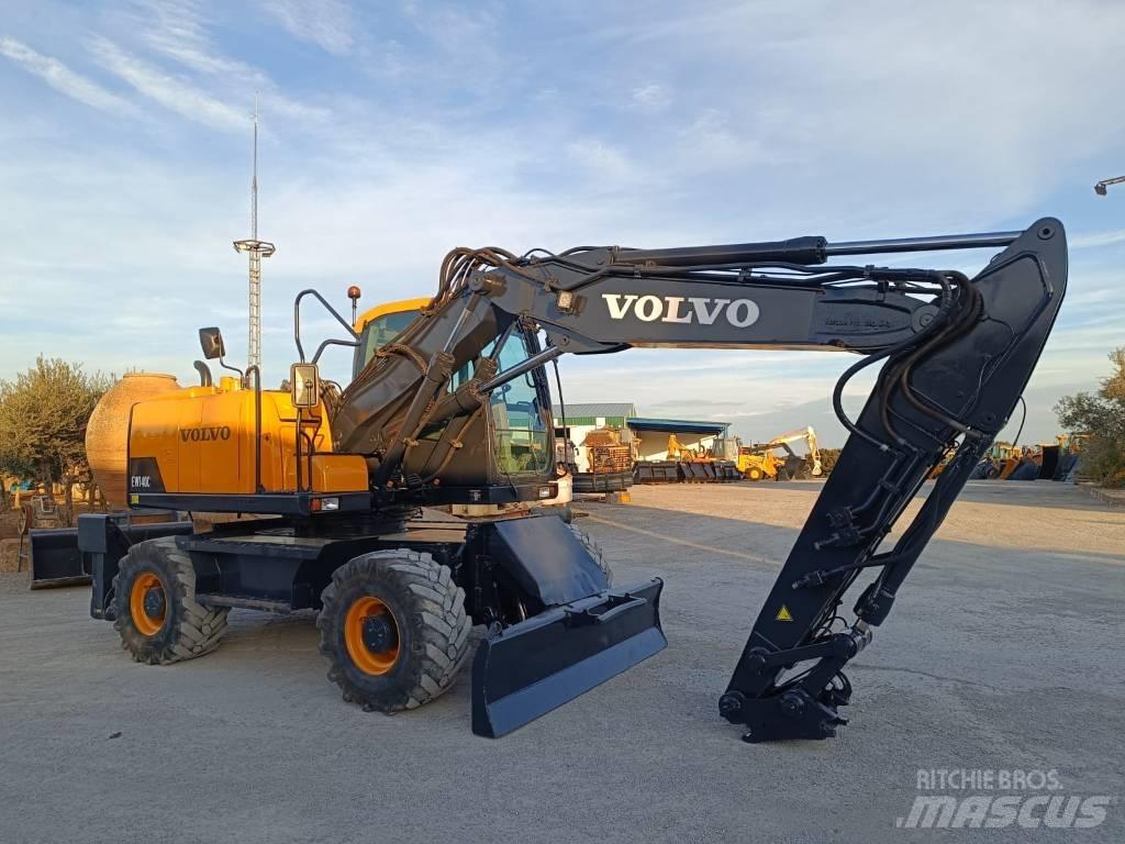 Volvo EW 140 C Bagri na kolesih