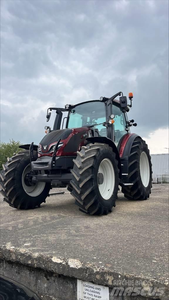 Valtra G 135 A Traktorji