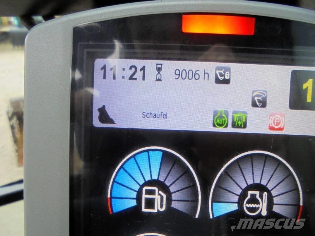 CAT M 318 F Bagri na kolesih