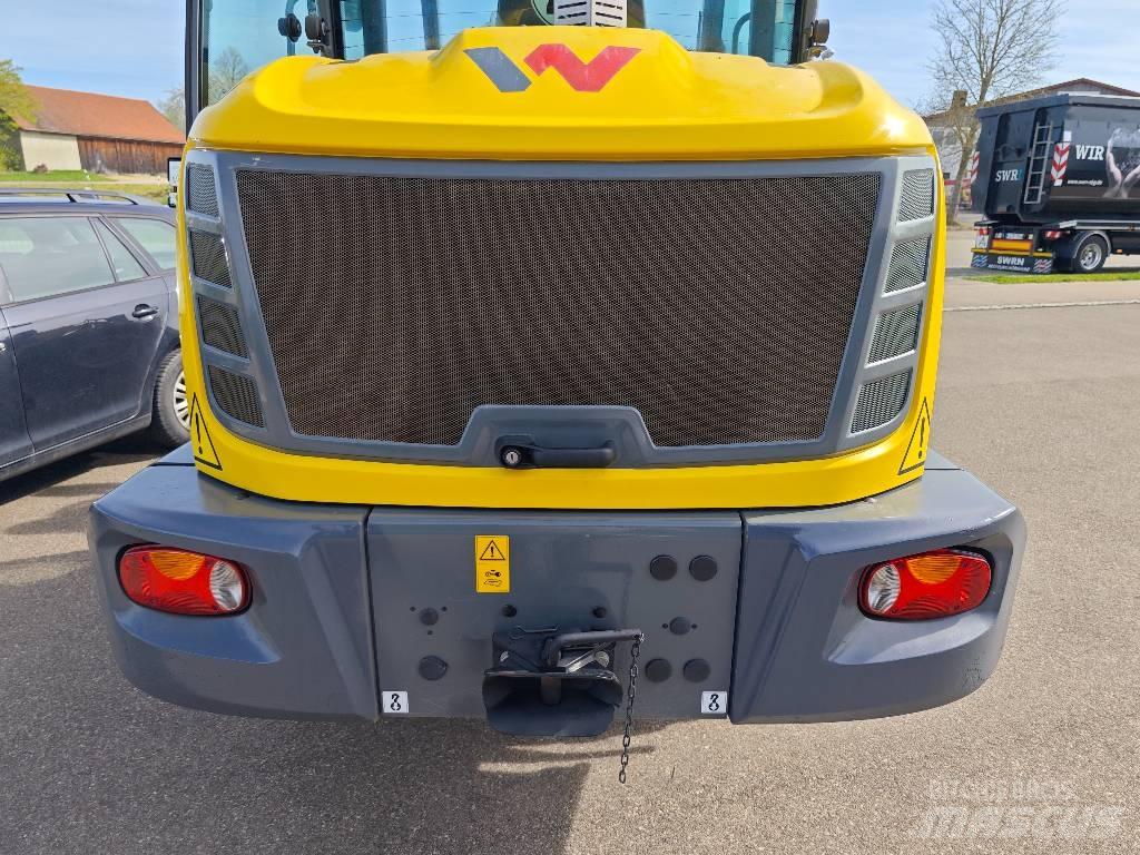 Wacker Neuson WL 60 Kolesni nakladalci
