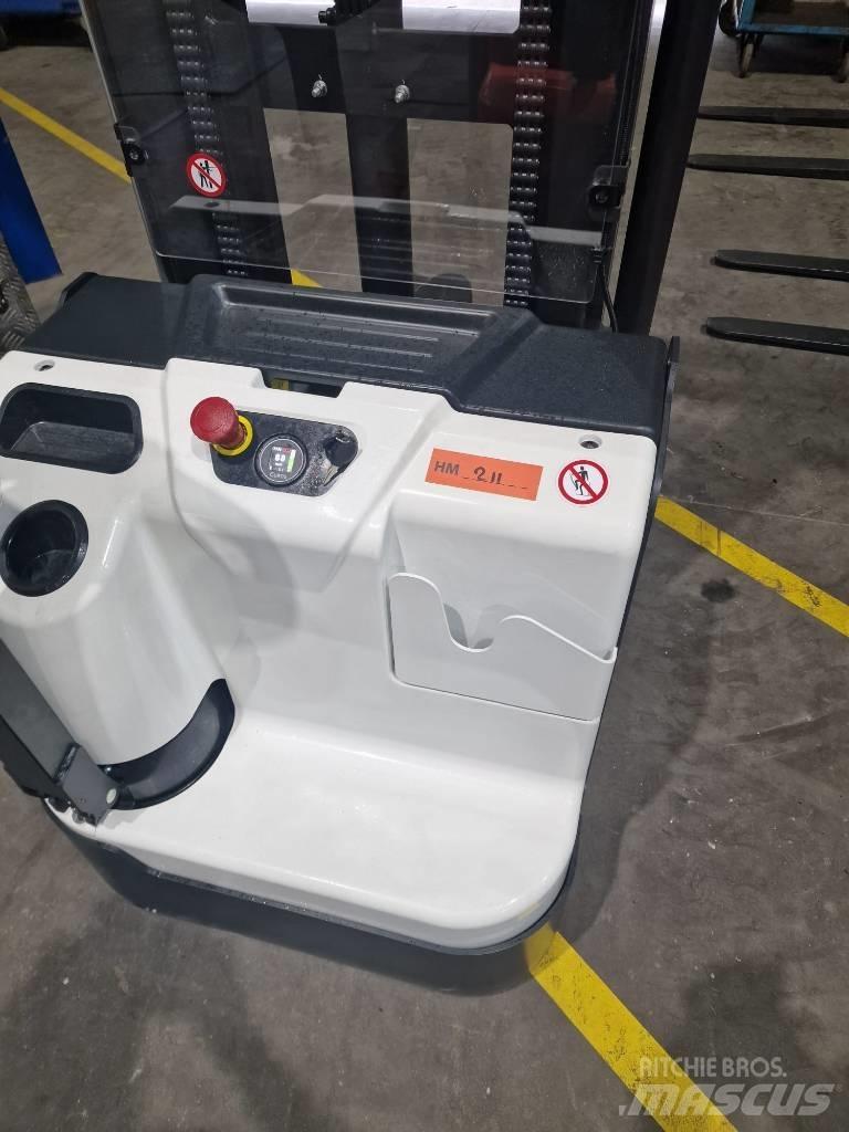 Bobcat BSL 16 N-7 Ročni električni viličar