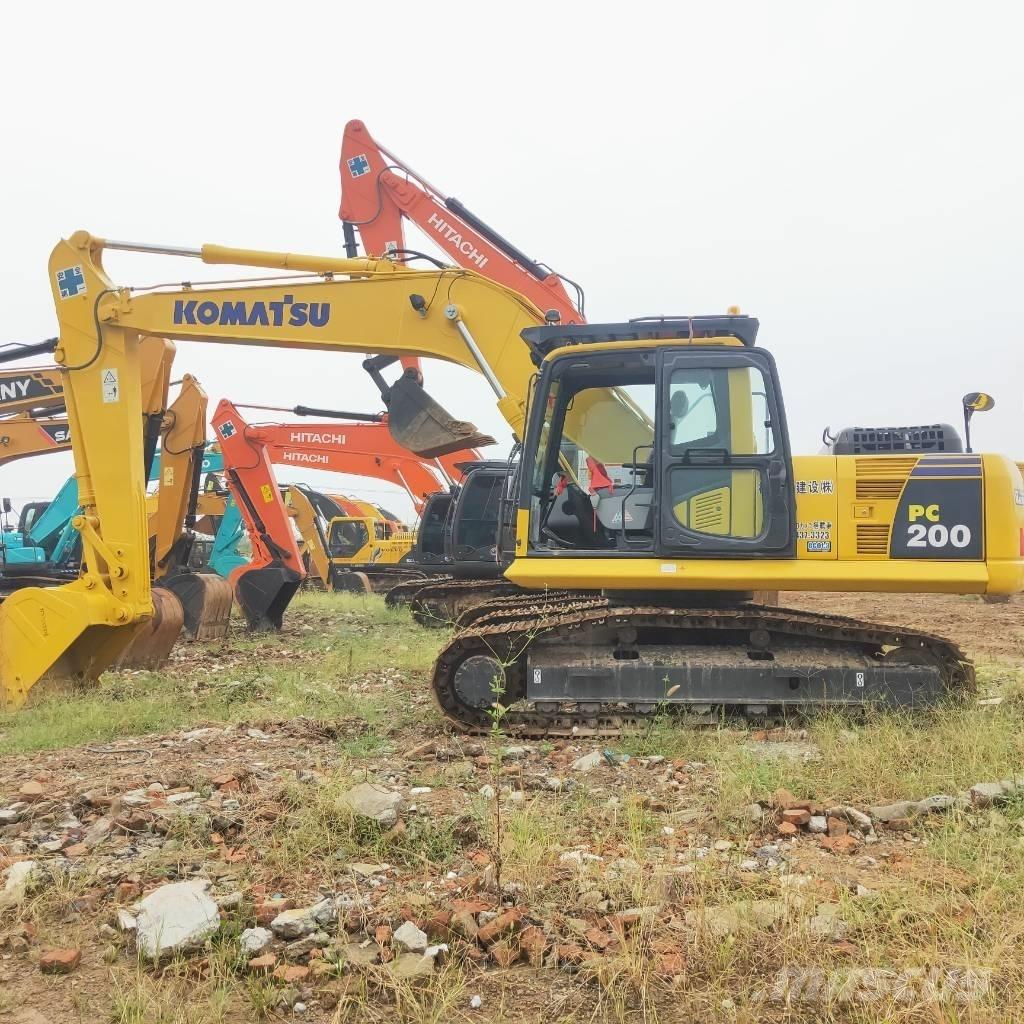 Komatsu PC200-8 Bagri goseničarji