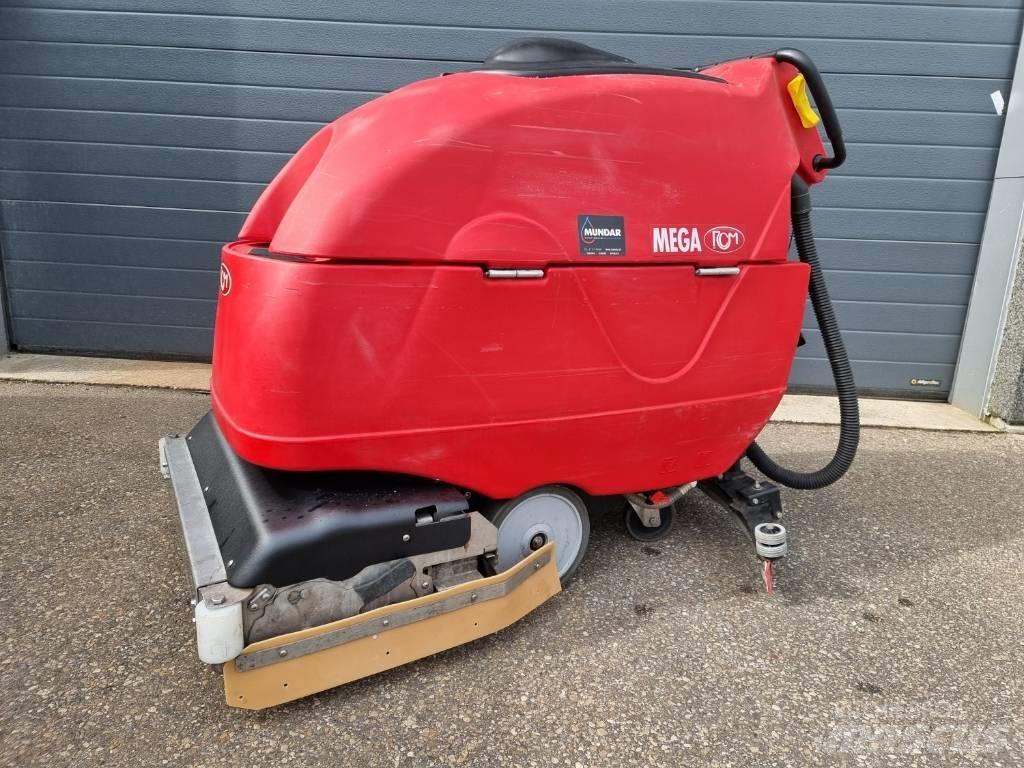 RCM Mega 702R Cestni pometači