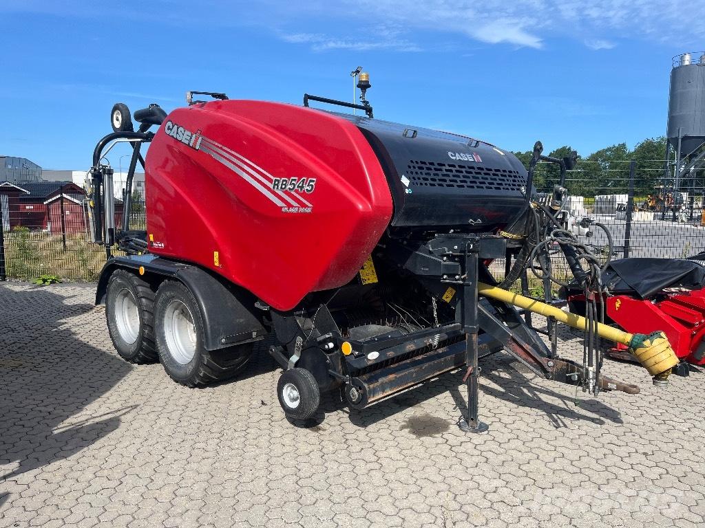 Case IH RB 545 Balirke (okrogle bale)