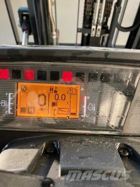 Mitsubishi FD25N3 Dizelski viličarji