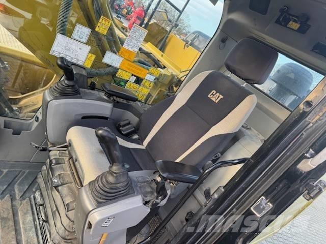 CAT 323 EL Bagri goseničarji