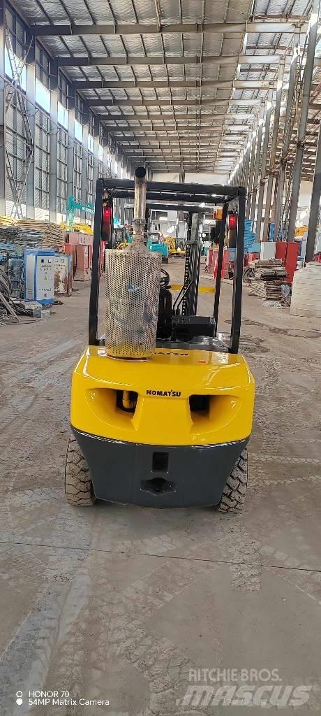 Komatsu FD 30 T-14 Dizelski viličarji