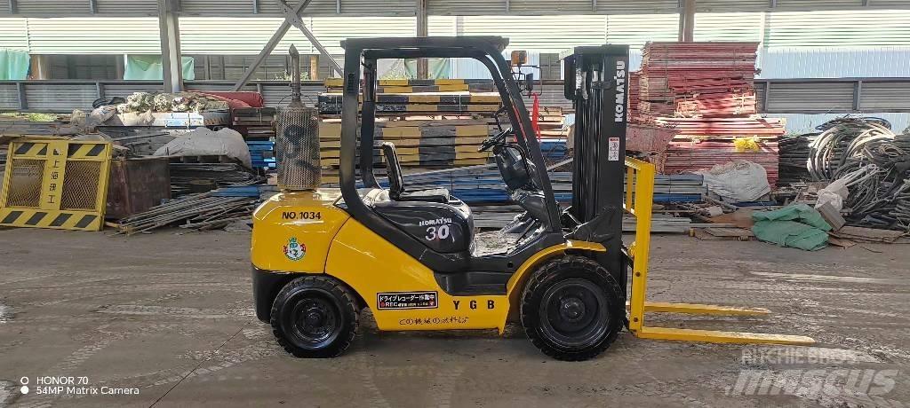 Komatsu FD 30 T-14 Dizelski viličarji