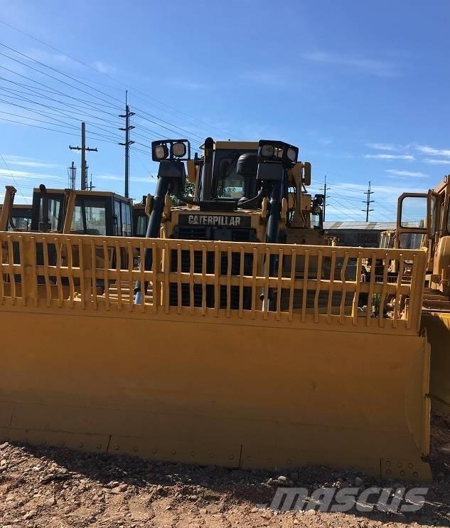 CAT D 6 R Buldožerji goseničarji