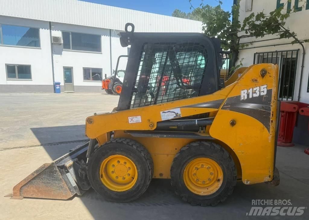 Gehl R 135 Skid steer mini nakladalci