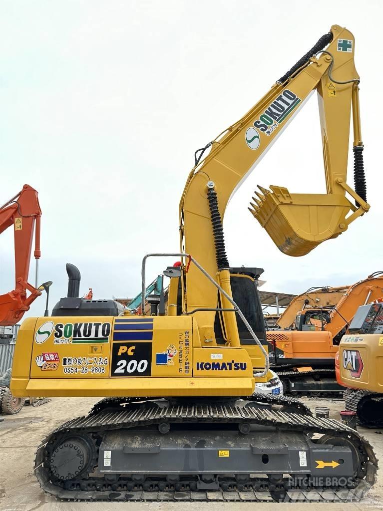 Komatsu PC200-8 Bagri goseničarji