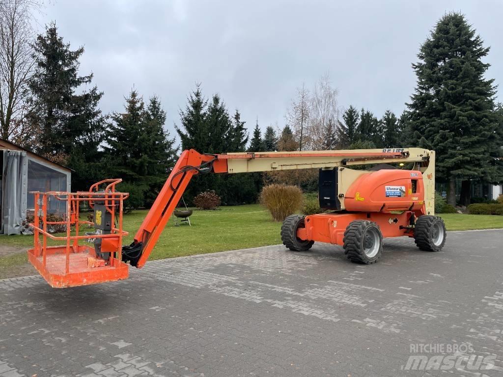 JLG 800 AJ Zglobne dvižne ploščadi